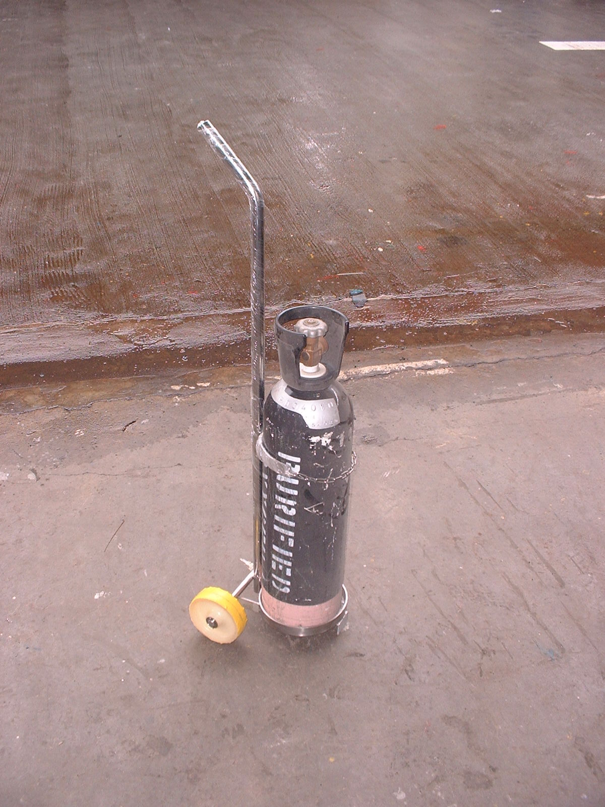 Stainless-Steel-Single-Cylinder-Trolley10LWith-Cylinder-A